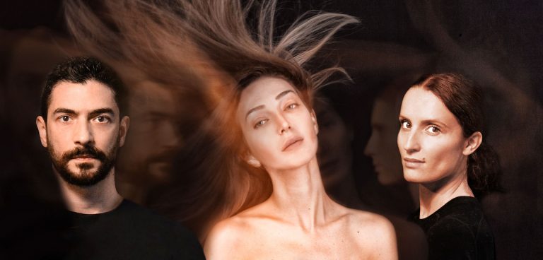 Κεκλεισμένων Των Θυρών