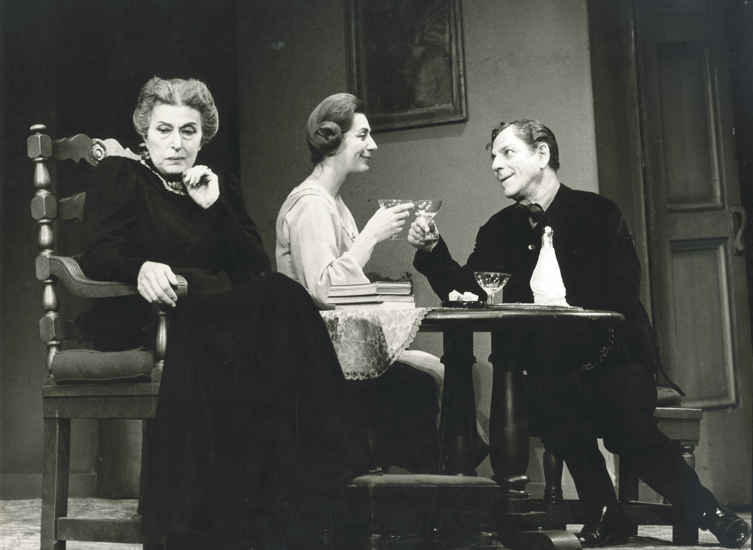 Βρυκόλακες, Εθνικό Θέατρο, 1965, Κατίνα Παξινού (κυρία Άλβινγκ) και Αλέξης Μινωτής (Όσβαλντ)