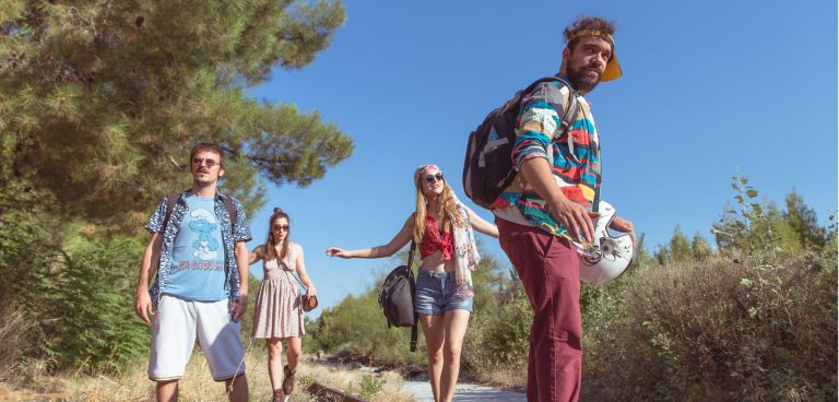 «Καλιφόρνια ντρίμιν» στο θέατρο «Επί Κολωνώ»