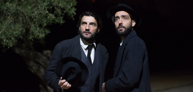 Η γυναίκα με τα μαύρα