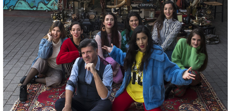 Φοίβος Δεληβοριάς, Μαρίνα Σάττι, Fones