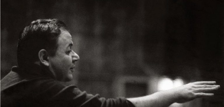 Μάνος Χατζιδάκις