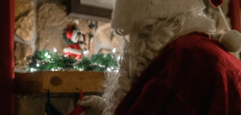 Χριστούγεννα στον Ελληνικό Κόσμο με εκπαιδευτικά προγράμματα για παιδιά