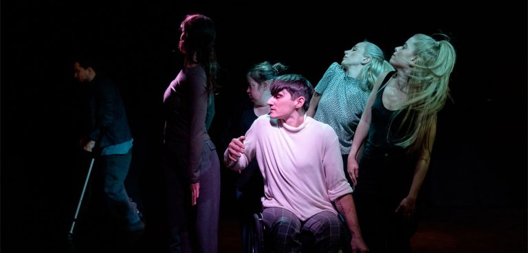 σωματικά αναπηρία θέατρο Ίσον