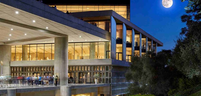 Πανσέληνος Αυγούστου στο Μουσείο Ακρόπολης