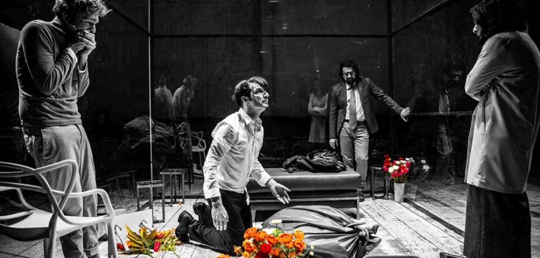 Η ΓΙΔΑ 'Η ΠΟΙΑ ΕΙΝΑΙ Η ΣΥΛΒΙΑ