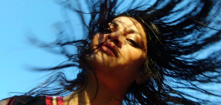 MEDITERRANEAN FUTURES BY MOVEMENT RADIO