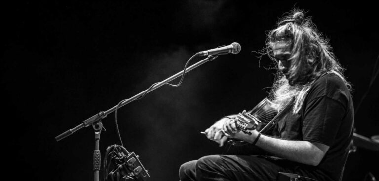 Γιάννης Χαρούλης I 27 ΙΟΥΝΙΟΥ I ΚΑΤΡΑΚΕΙΟ ΘΕΑΤΡΟ ΝΙΚΑΙΑΣ