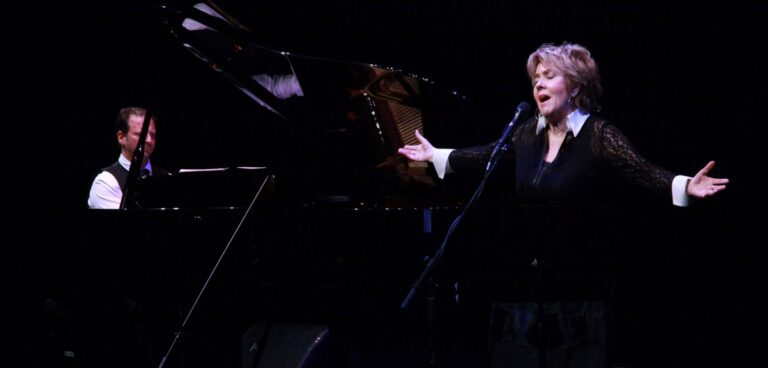 Ρεσιτάλ της Γιοβάννας στην Εναλλακτική Σκηνή της ΕΛΣ