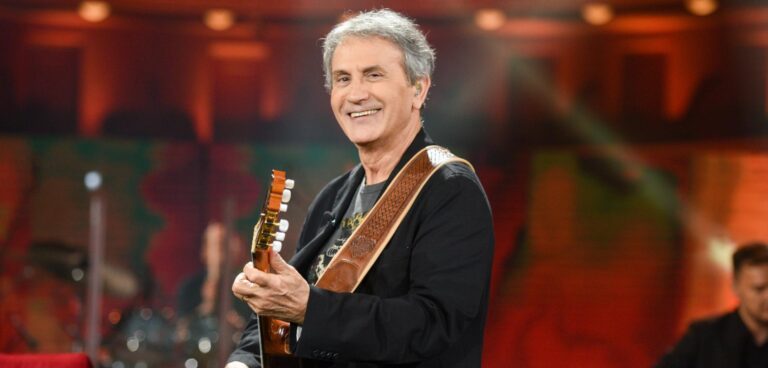 Σπίτι με το MEGA - Γιώργος Νταλάρας