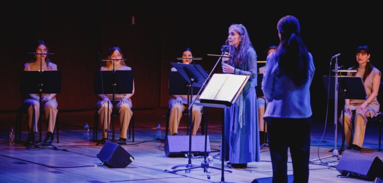 Σαβίνα Γιαννάτου & οι CHÓRES (1)