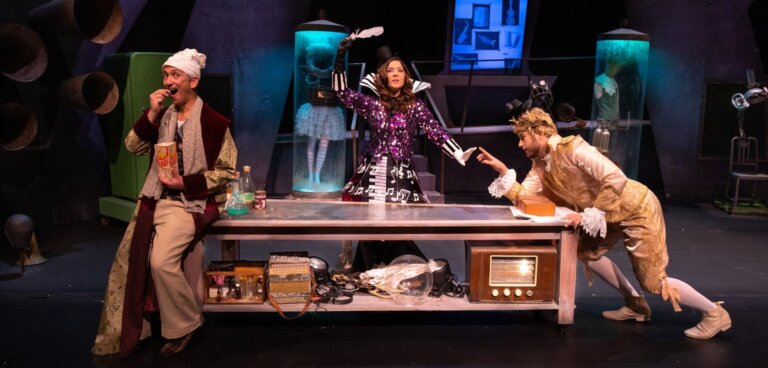 Σιωπή ο βασιλιάς ακούει