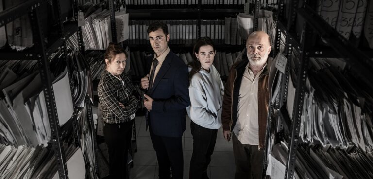 Τα μάτια τέσσερα θέατρο Ιλίσια Βολανάκης